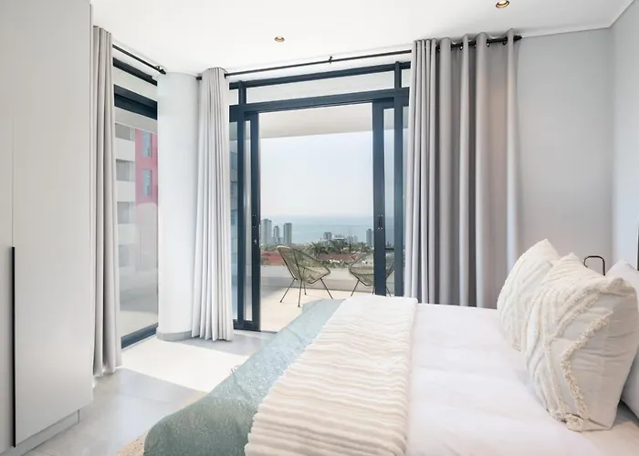Luxury Bellagio 302 With Sea Views And Inverter