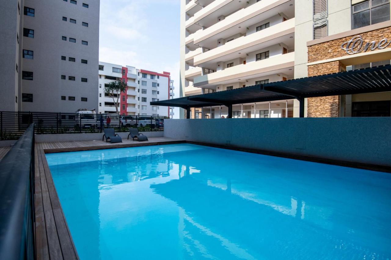 Luxury Bellagio 302 With Sea Views And Inverter Durban